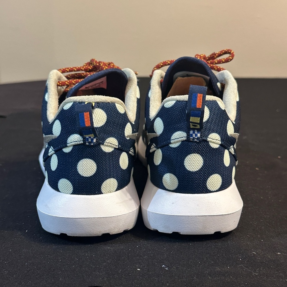 Rare 2014 Nike Roshe Run Hyperfuse “New York City” Size 10.5 “City Pack” NYC - Picture 4 of 8